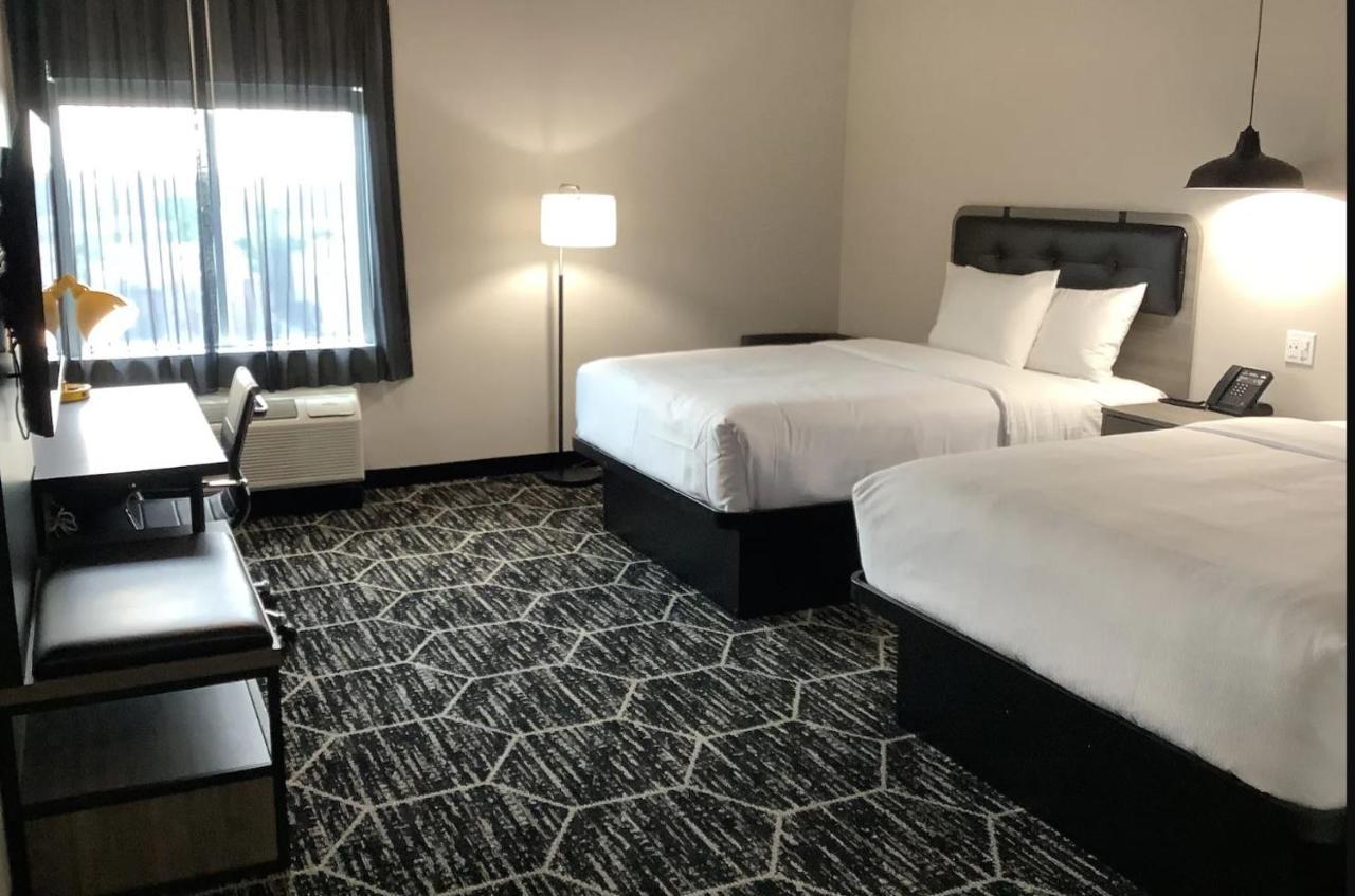 La Quinta Inn & Suites By Wyndham Corpus Christi Southeast מראה חיצוני תמונה